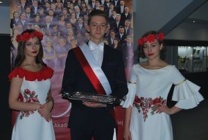 Pierwsze Niepodległe 19